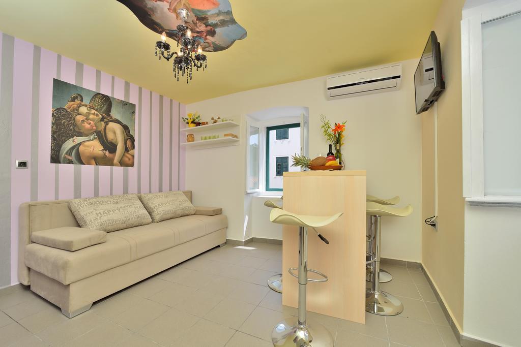 Apartments Carpe Diem Novigrad  الغرفة الصورة