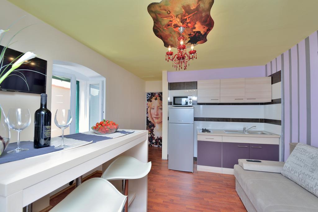 Apartments Carpe Diem Novigrad  الغرفة الصورة