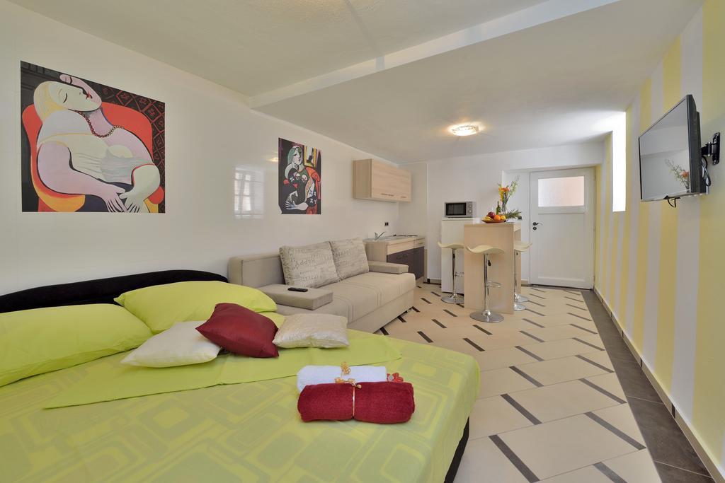 Apartments Carpe Diem Novigrad  الغرفة الصورة